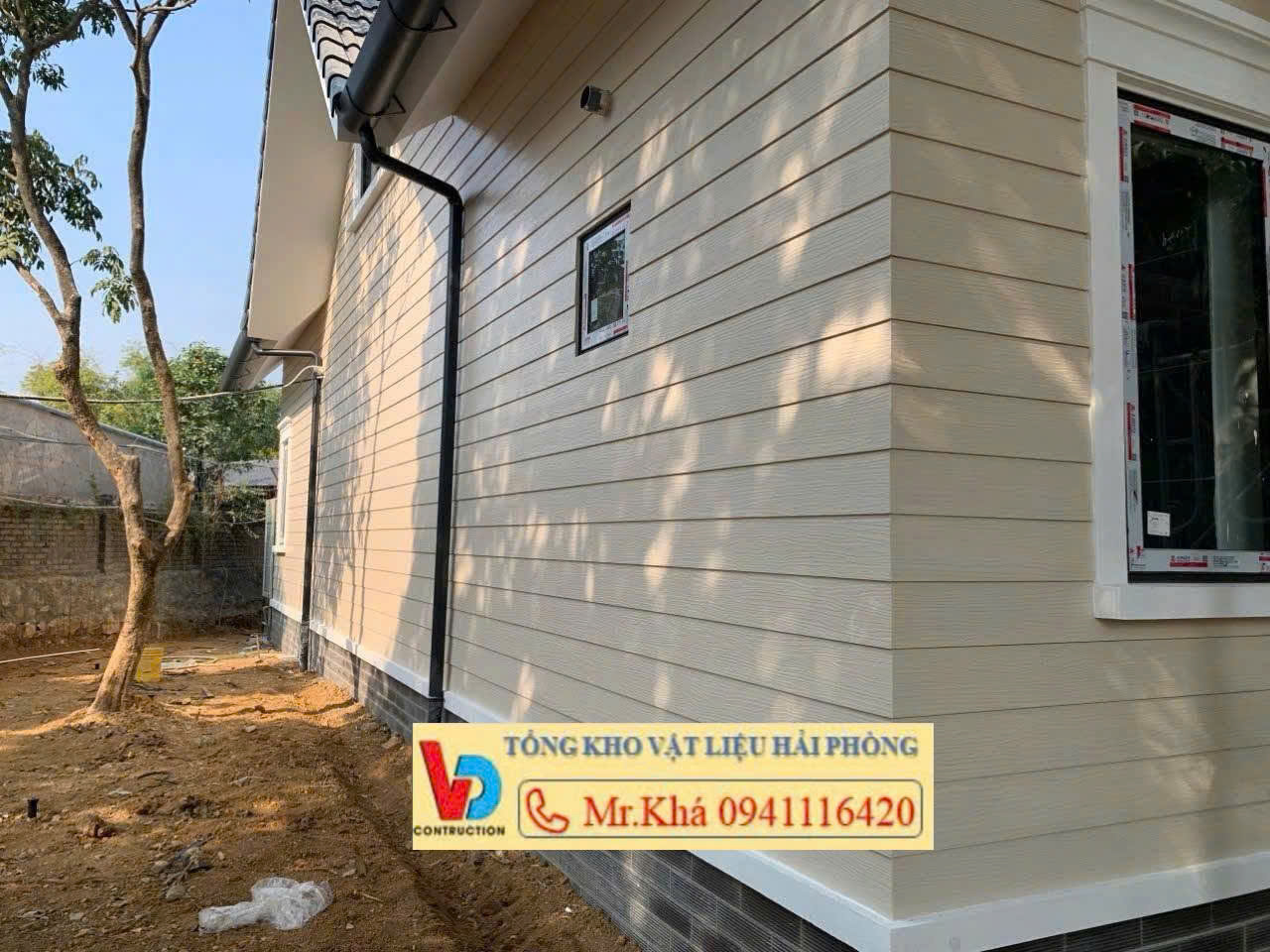 Thanh xi măng vân gỗ 8mm tại Cát Bà