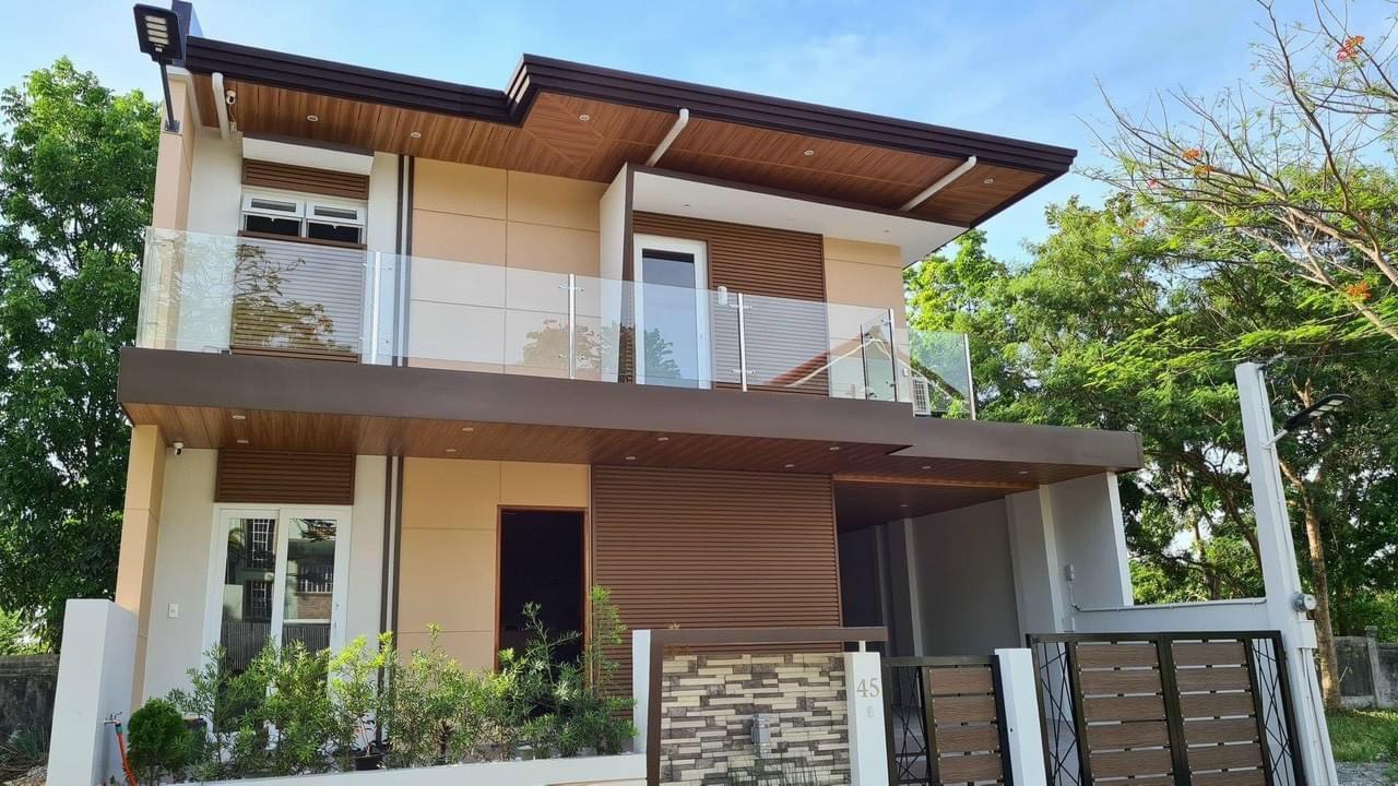 Trần gỗ nhựa ngoài trời